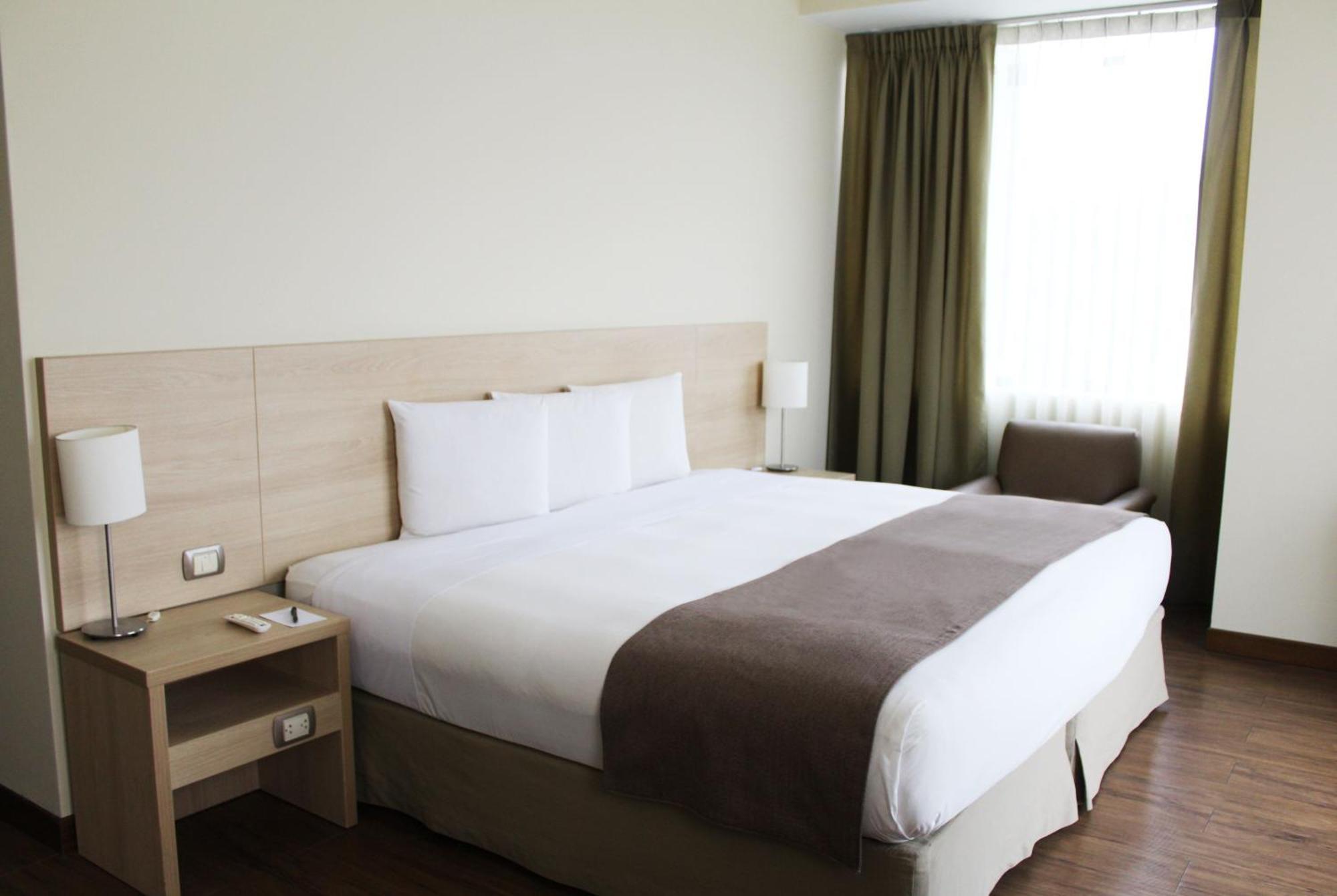 Del Prado Hotel Лима Экстерьер фото